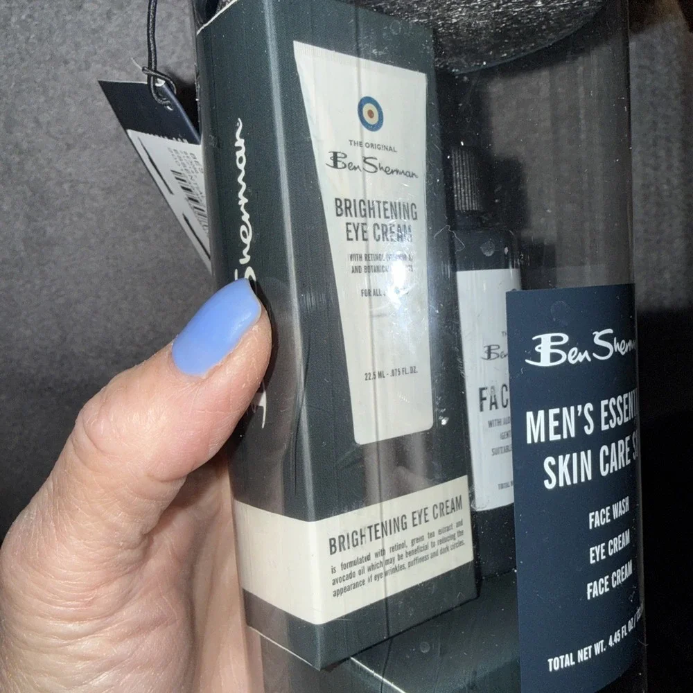 Ben Sherman Men's Essential Skin Care Set 3 Piece. Face Wash Eye & Face Cream